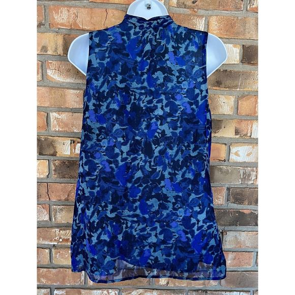 Banana Republic Women’s Small Blue Floral Print Top - Picture 2 of 8